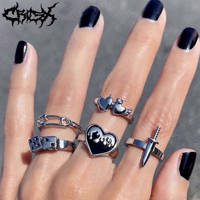 5PCS SWORD RING SET / HIP HOP PUNK SILVER METAL RING SET / CINCIN SET 5 IN 1 VINTAGE LOVE RING DICE RING PIN RING CINCIN PEDANG CINCIN DADU HATI CINCIN COUPLE RING KOREAN STYLE RING CINCIN STYLE KOREA CINCIN AESTHETIC RING CINCIN PRIA CINCIN WANITA