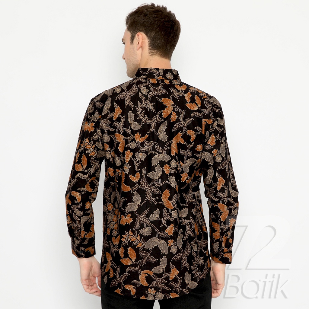 BATIK COUPLE KELUARGA  Kemeja Rok Lilit Instan Batik Pria Lengan Panjang Slimfit Premium Hitam Orange 728632 Cap 72 - Baju Kemeja Atasan Pakaian Batik Couple Cople Pria Cowok Laki Laki Remaja Keluarga Lengan Panjang Modern Slimfit Premium Kekinian