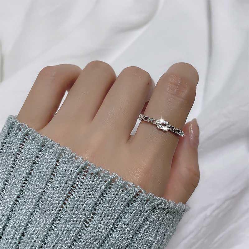 Cincin Silver Desain Rantai Hias Kristal Zircon Untuk Wanita