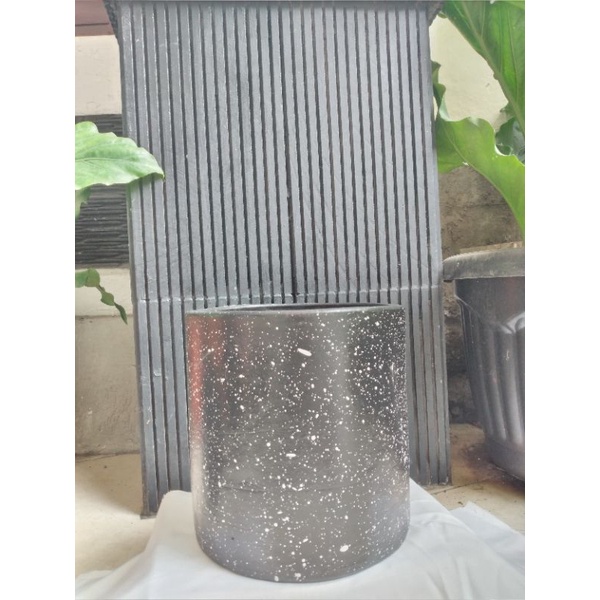Pot Gerabah/pot tanah liat estetik tipe Tabung bercak hitam