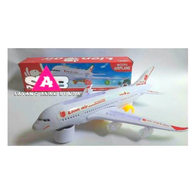 Mainan pesawat lion air murah