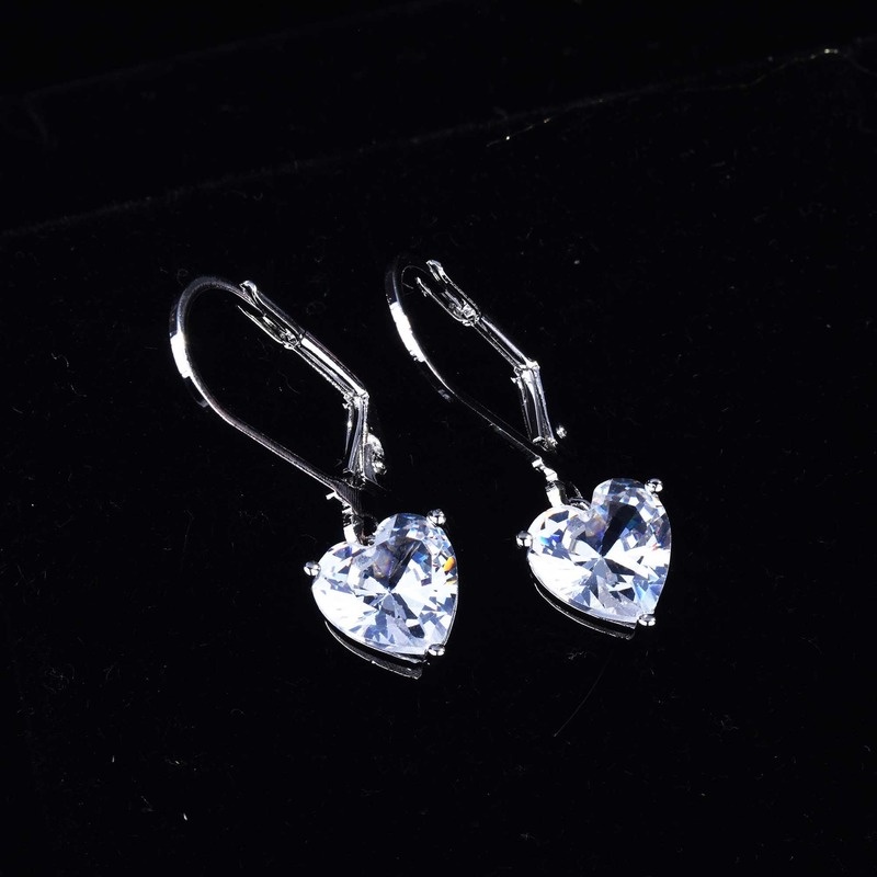 Fashion Moissanite Crown Earrings White Gold Heart Shape