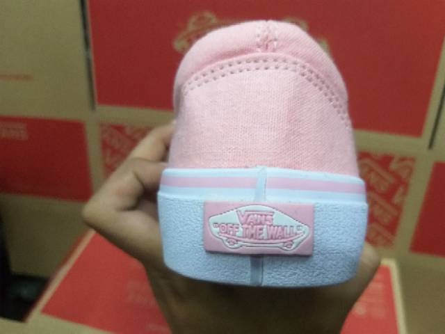 Sepatu Vans Slop Soft Pink Import USA Women Casual Kado Hadiah Kerja Kuliah Cewek Sneakers