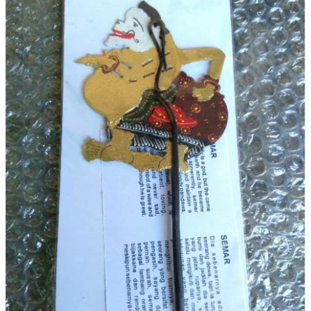 

Pembatas Buku Wayang Kulit Sindik 10cm - Wanodya