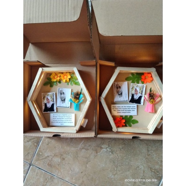 frame photo hexa/ frame hexagonal stik es/ stik es cream hexagonal