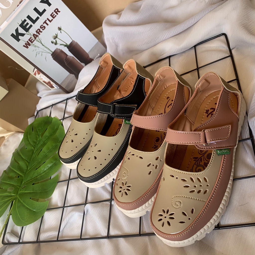 (TANPA KARDUS)SPT.05 3 sepatu cewek WANITA laser flat shoes perempuan terlaris Sepatu Sandal Wanita Selop Tali Mules Casual Murah SEPATU SANDAL MULES WANITA TERBARU KEKINIAN MURAH SENDAL SELOP PEREMPUAN DEWASA FLAT SEDAL SLOP CEWEK RAMADHAN SALE FLATSHOES