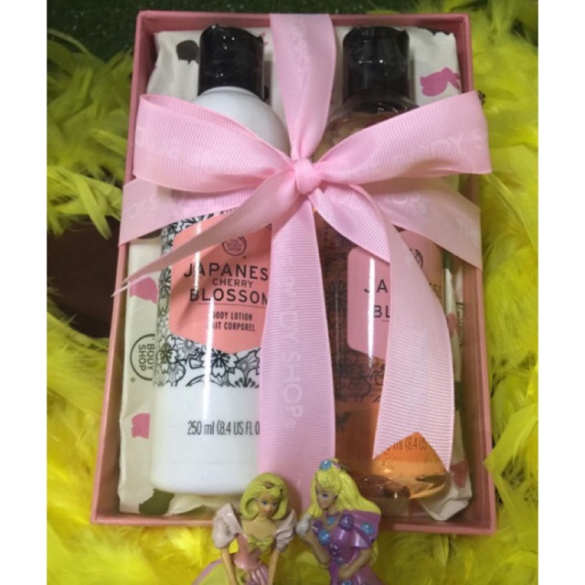 Jual Japanese cherry blossom the body shop gift set / gift set the body