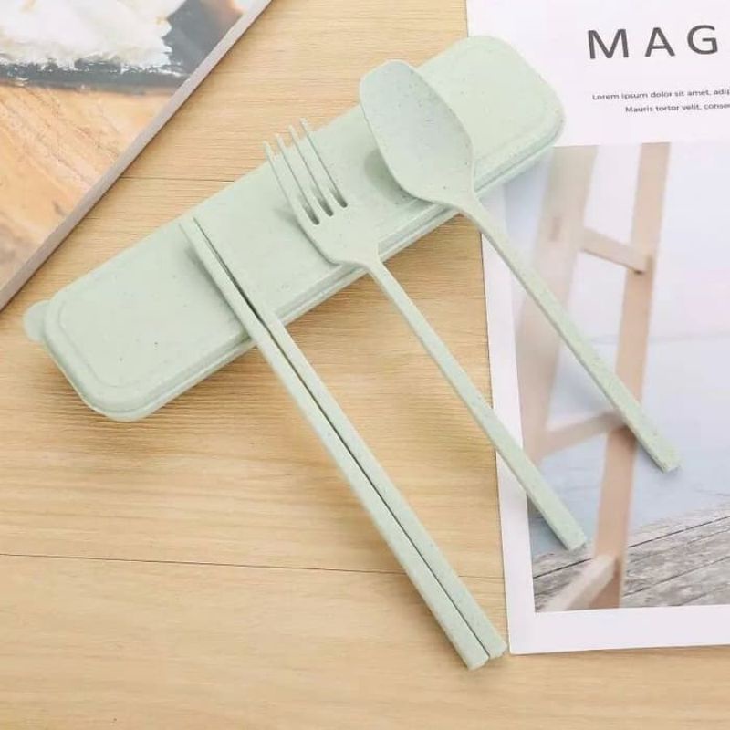 SENDOK GARPU SUMPIT PORTABLE 1 SET PLUS KOTAK PENYIMPANAN ALAT MAKAN SET PERLENGKAPAN MAKAN
