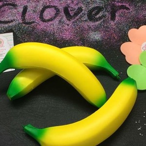 BANANA SQUISHY / pisang mainan anak squishi squeeze pisang splat