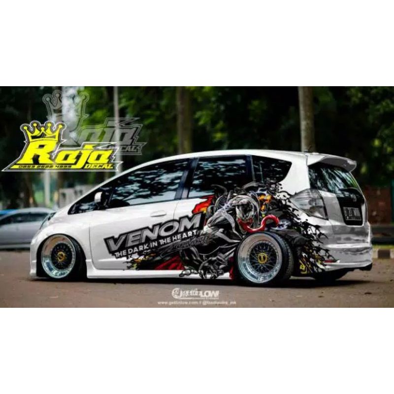 Sticker Decal striping mobil Agya/Ayla Custom Venom
