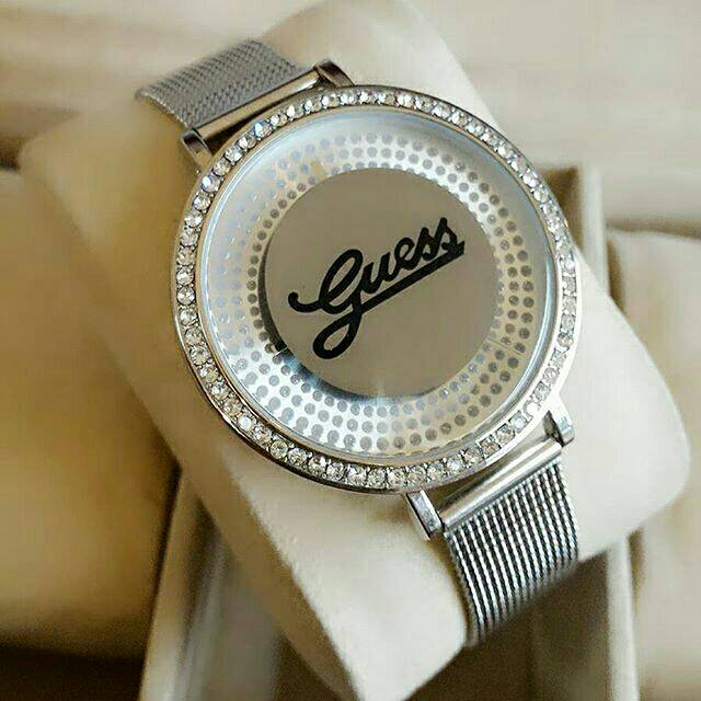 Jam tangan wanita rantai pasir