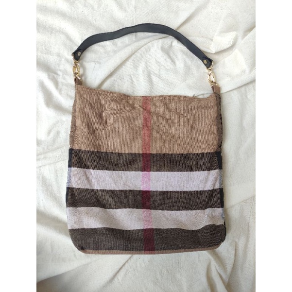 Tas Tenteng Tangan Burberry Look a like Totebag Preloved second bekas