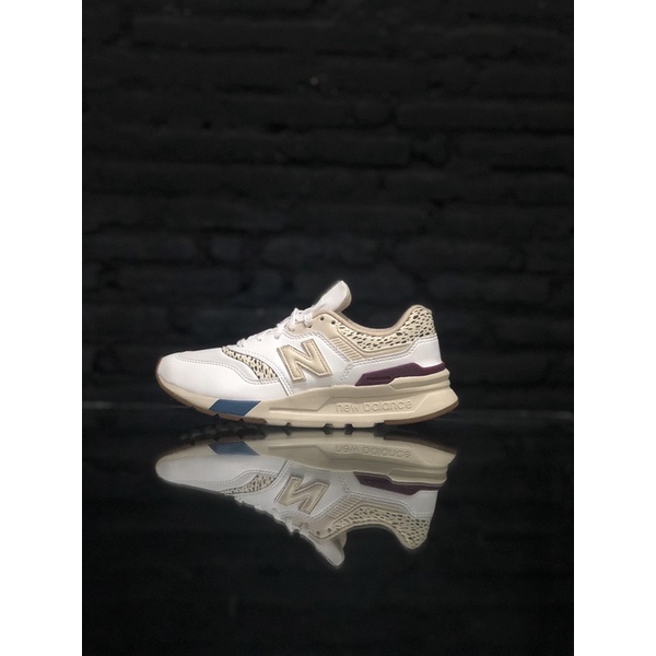 NB 997H WHITE MAROON