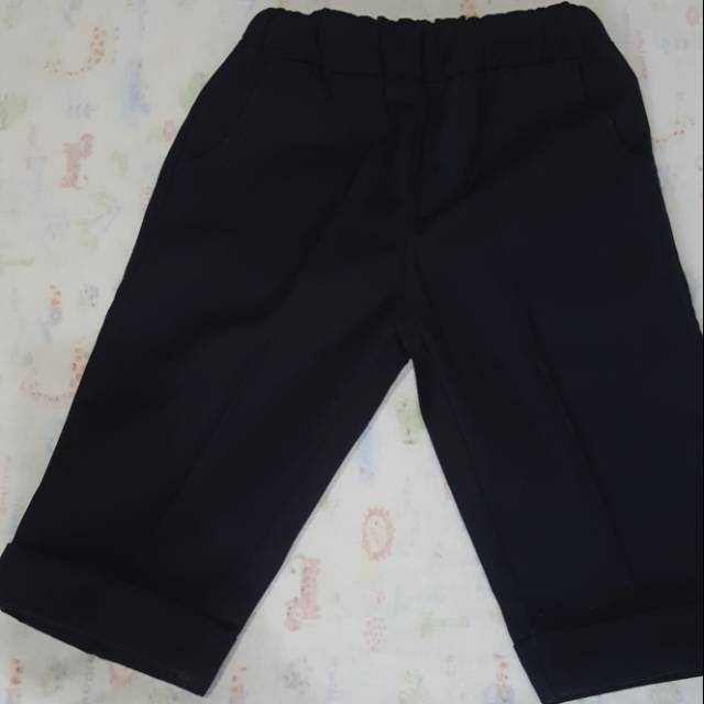 Celana resmi anak. Size 12 month. Bahan kain keper