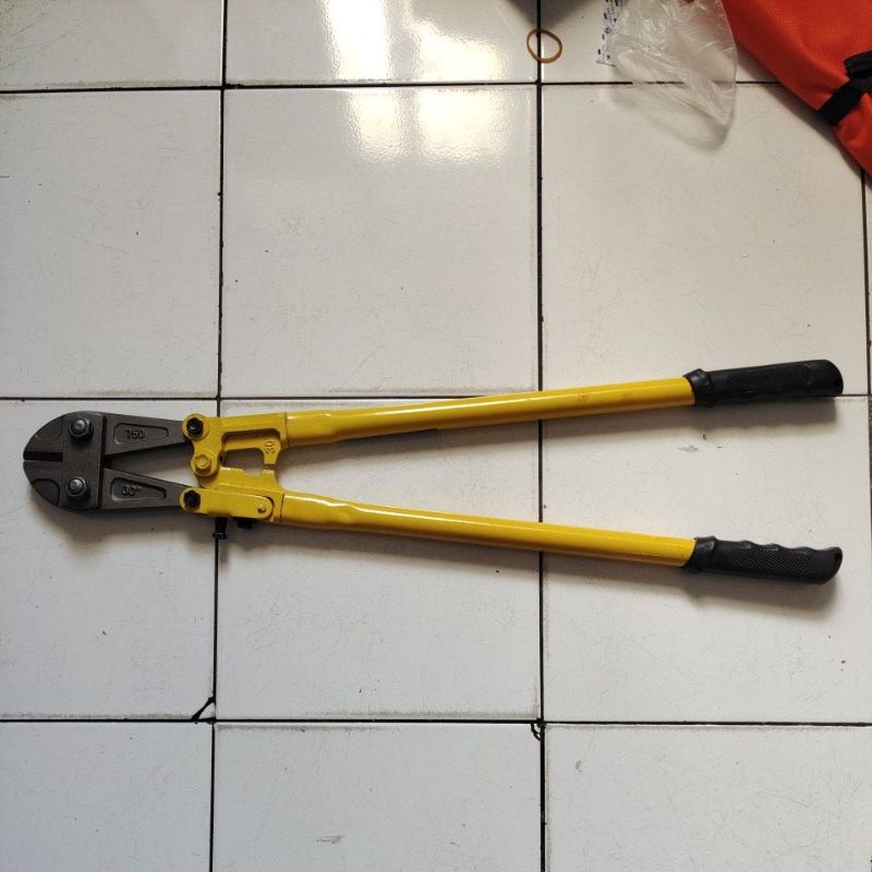 Bolt cutter 30&quot; / gunting beton 30&quot; / gunting besi 30&quot;