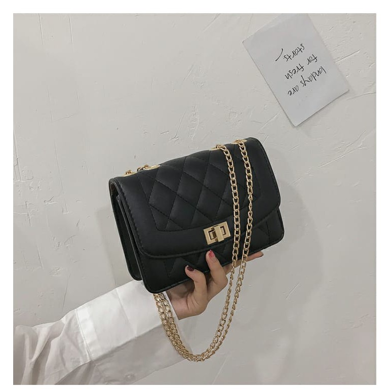 TAS PESTA WANITA KOREA RANTAI KULIT HITAM PREMIUM MURAH FASHION BATAM DIOCA TA240B5 IMPORT SELEMPANG