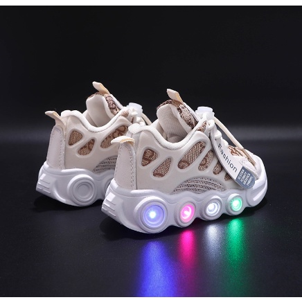 Sepatu Sneakers Anak LED Anak Laki Perempuan / Sepatu Anak laki laki Sneakers Kids Shoes Lampu LED Sepatu Anak Laki Usia 1-6 Tahun Size 21-30 / Sepatu Sneakers Anak Cowok Lampu LED Import