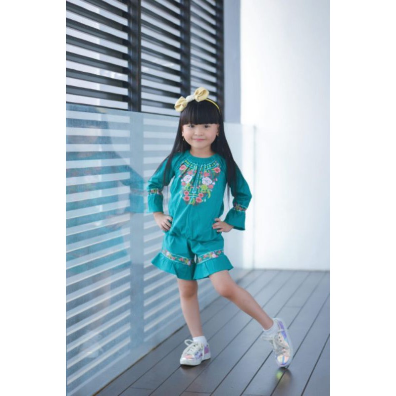 setelan anak Retro Girl