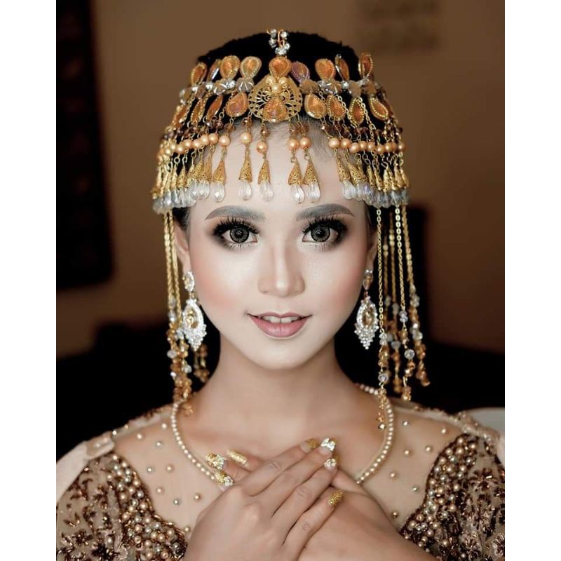 Cleopatra hiasan kepala pengantin