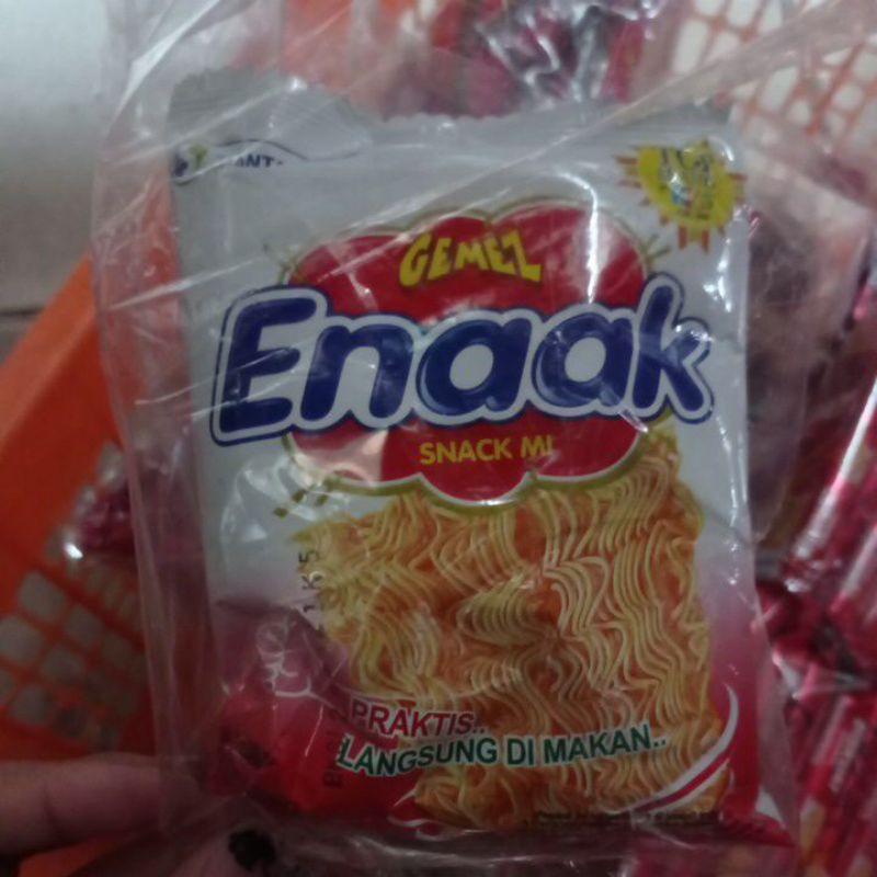 

mie enaak (enak)