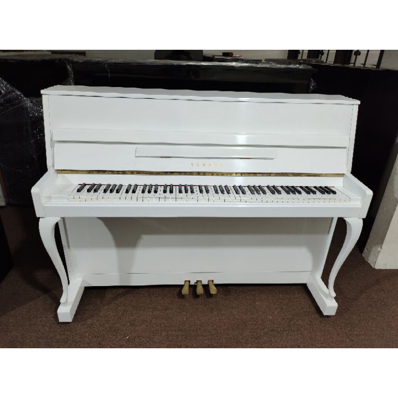 Piano Yamaha LU-110 T putih