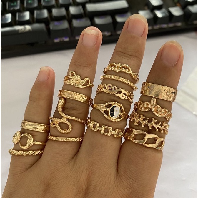 Set Cincin Bentuk Ular Bulan Matahari Bahan Alloy Gaya Retro Untuk Wanita