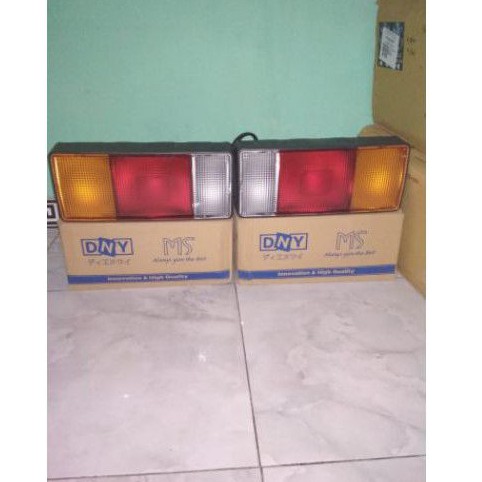 stop lamp belakang truk canter merek DNY