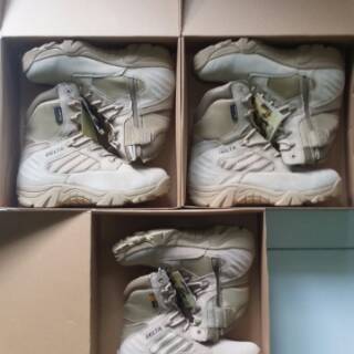  Sepatu  Delta  Tactical Boots 8 Cream gurun dan Hitam 