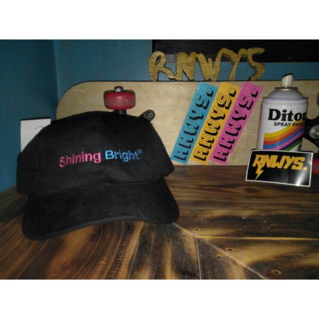 Topi shining bright x tdh