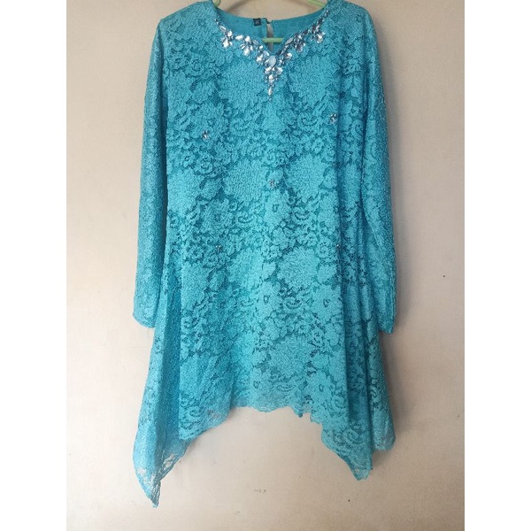 KEBAYA BRUKAT MODERN HIJAU TOSCA