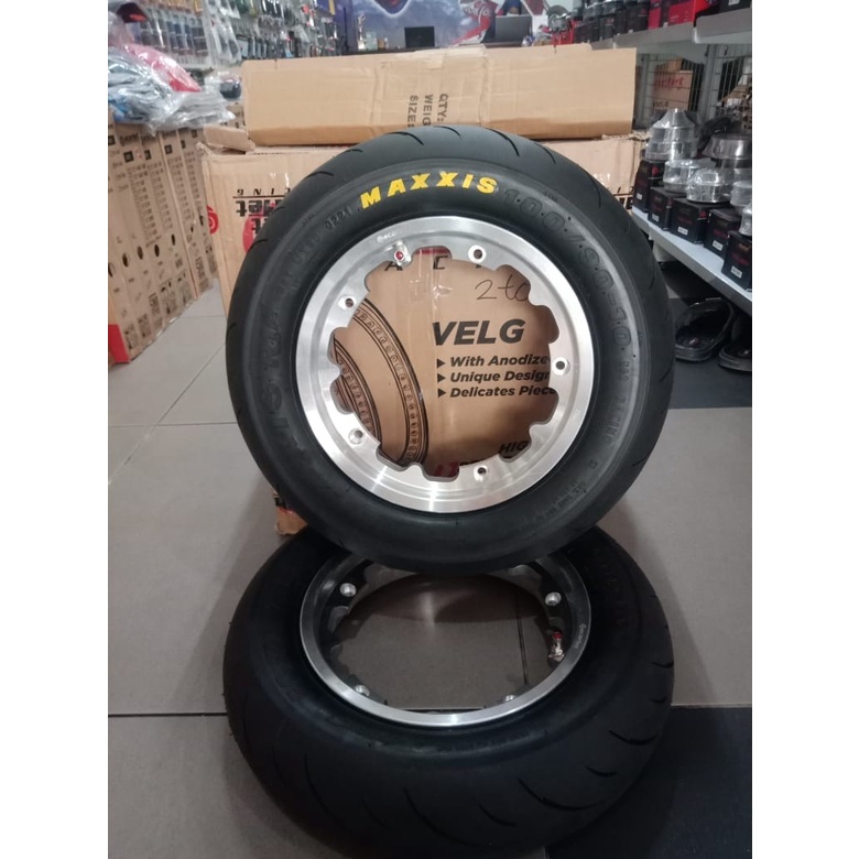 LINGKAR VELG PELEK PELAK ALLOY  VESPA +  BAN  RING 10  250  250 SCARLET RACING