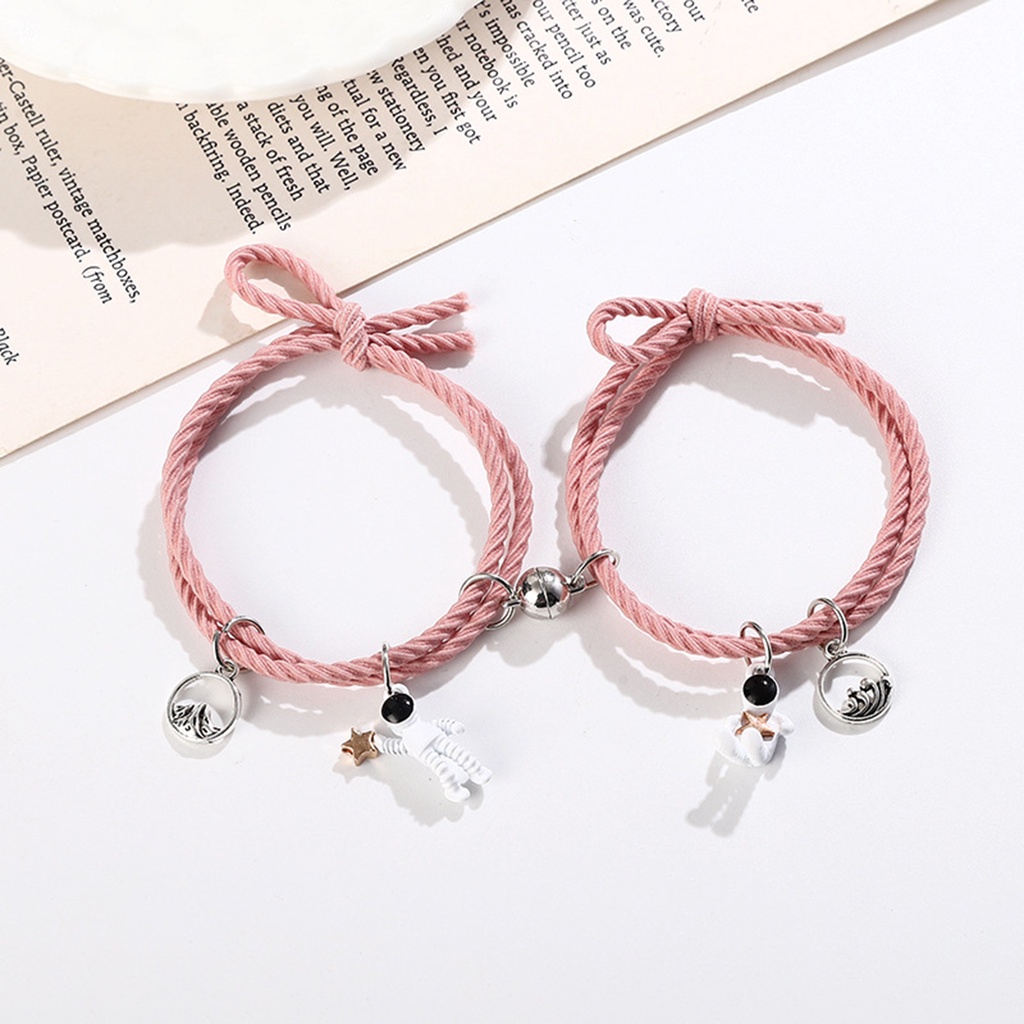 Hu Hu Hu Hu Hu Alat Bantu Pasang Kacamata♡ 2pcs Gelang Magnetik Bahan Alloy Dengan Liontin Spaceman Untuk Anak Perempuan