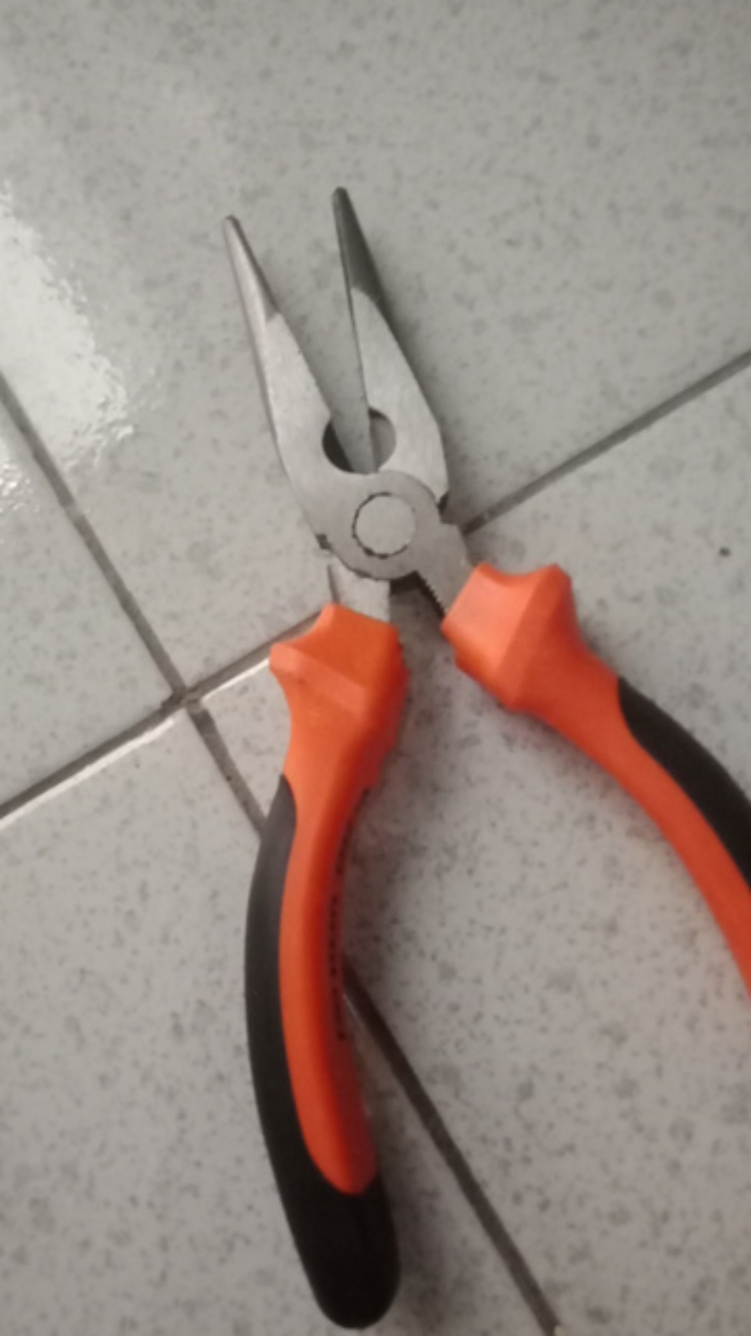 Pro United Tang Lancip 6 Inch - Long Nose Pliers