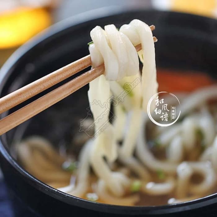 

Itsuki Udon Cup Kelp Flakes Soft 160g non halal