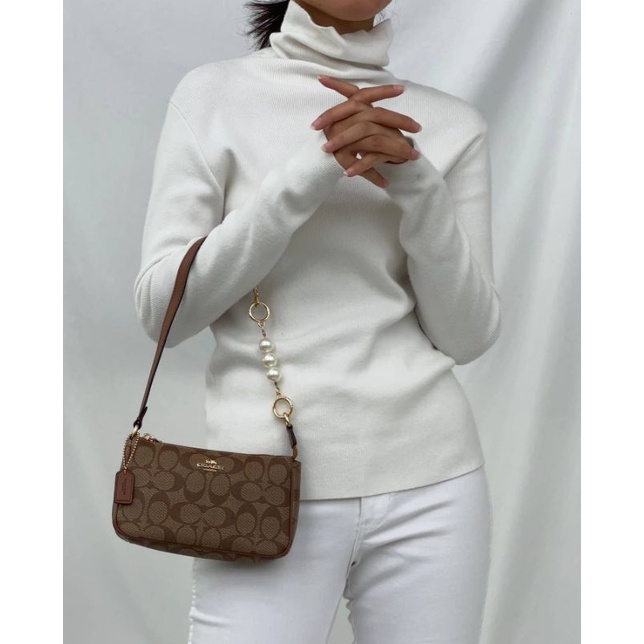 coach nolita 19 in signature