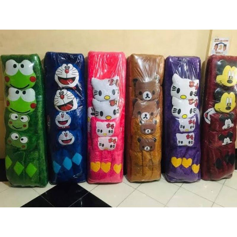 KASUR KARAKTER 7 BANTAL  FULL KARAKTER UKURAN JUMBO Ukuran 160cmx180cm GRAMASI 700 TEBAL Tidak Mudah