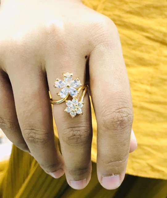 Cincin wanita //cincin replika berlian //cincin permata //cincin lapis emas //perhiasan