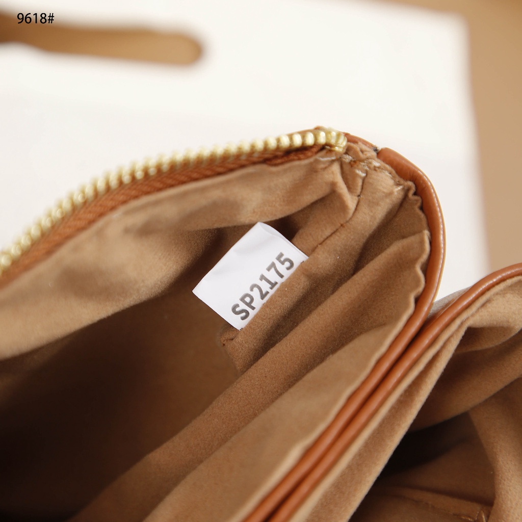 G Shoulder Bag #9618