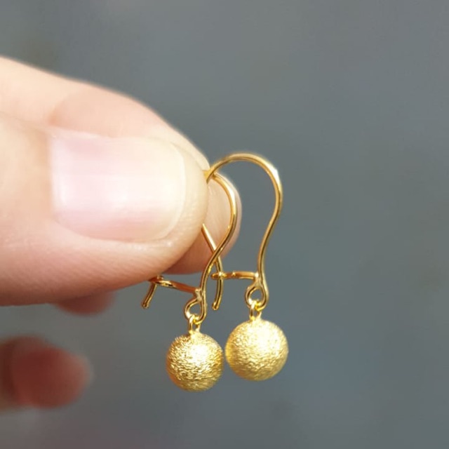 Anting Emas Kait Gantung Bola Dove 700 Shopee Indonesia