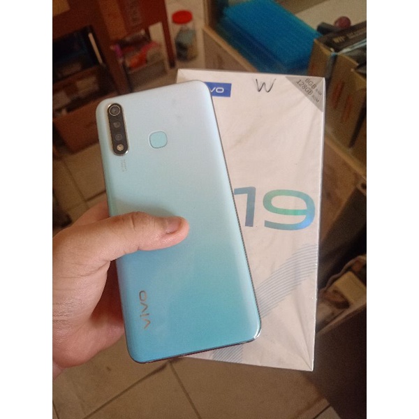 Hp Vivo Y19 Ram 6/128 Second Masih Mulus