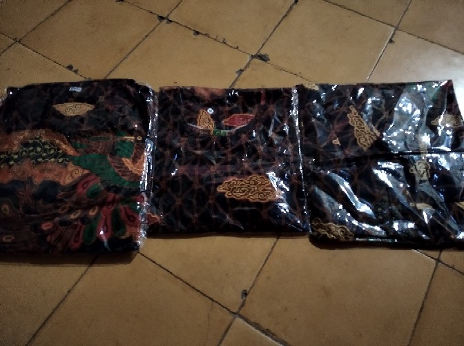 Batik Couple Keluarga Sania Ruffle Ori Ndoro Jowi Dnt Motif Rembulan Kuning