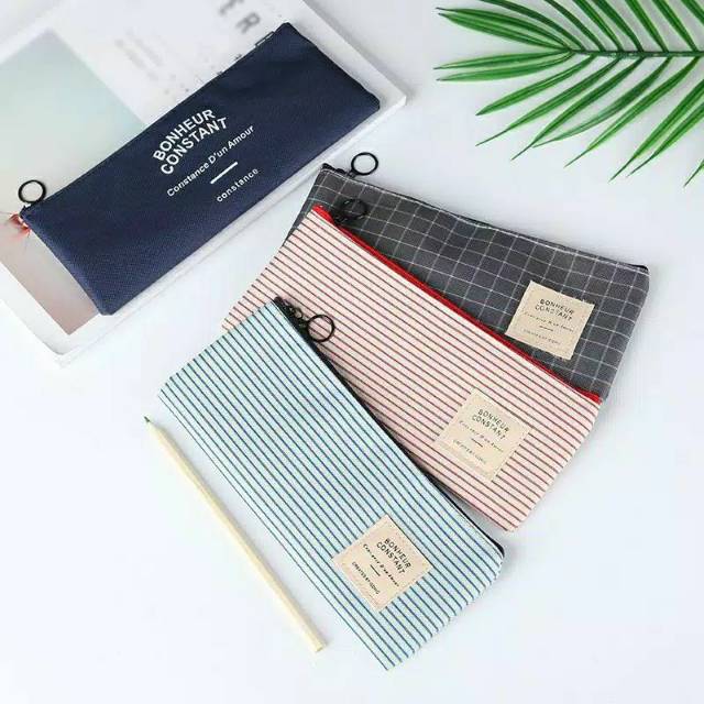 

Tempat pensil bonheur