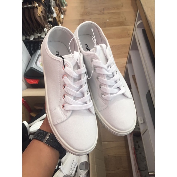 Sneakers Rubi Sale / Sepatu Rubi Putih Original/ Sepatu Rubi Sale