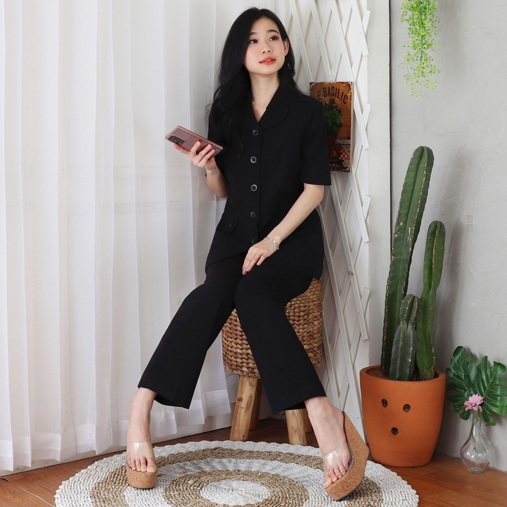 BLAZER WANITA LYNELLE / Seragam PNS / Blazer PNS / Baju PDH PNS Wanita / Baju Dinas Pemda Wanita / Baju Khaki PNS Wanita / Seragam ASN Wanita / Baju Guru Wanita - 7010 HITAM ROKPENDEK