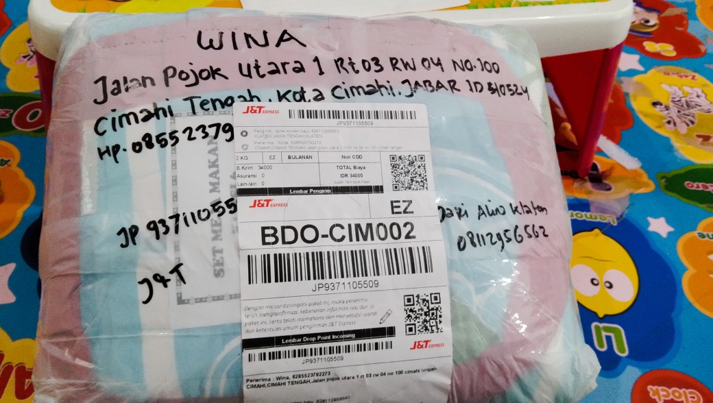 Set Sarung Meja Makan Dan Sarung Sandaran Kursi 6