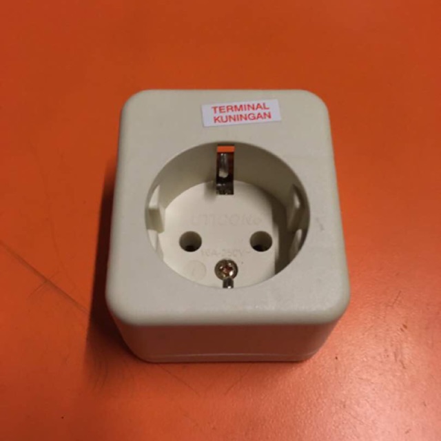 Stop kontak 1 lubang uticon