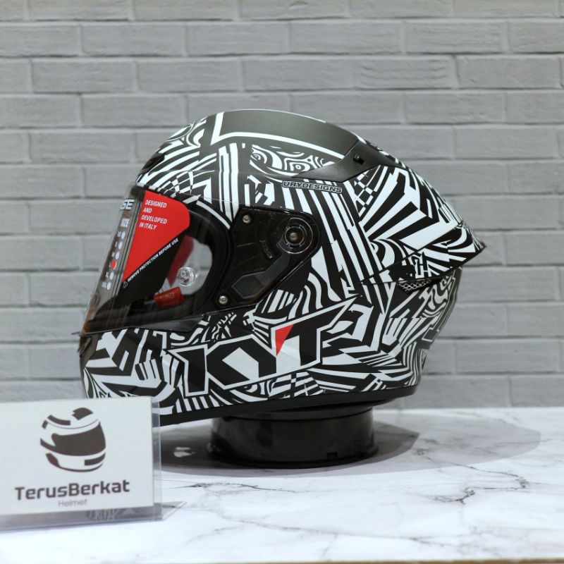 Helm KYT TT Course Espargaro Winter Test Black White Full Face