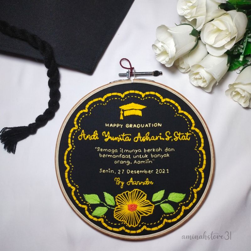 SULAMAN TANGAN / 20CM / KADO WISUDA / UNIK / EMBROIDERY HOOP ART / KREASI BENANG / DIY