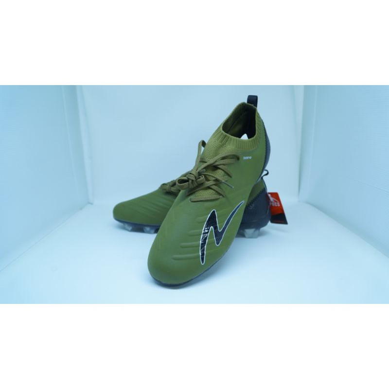 Specs swervo galactica elite FG   seargant green / black silver  [101300]