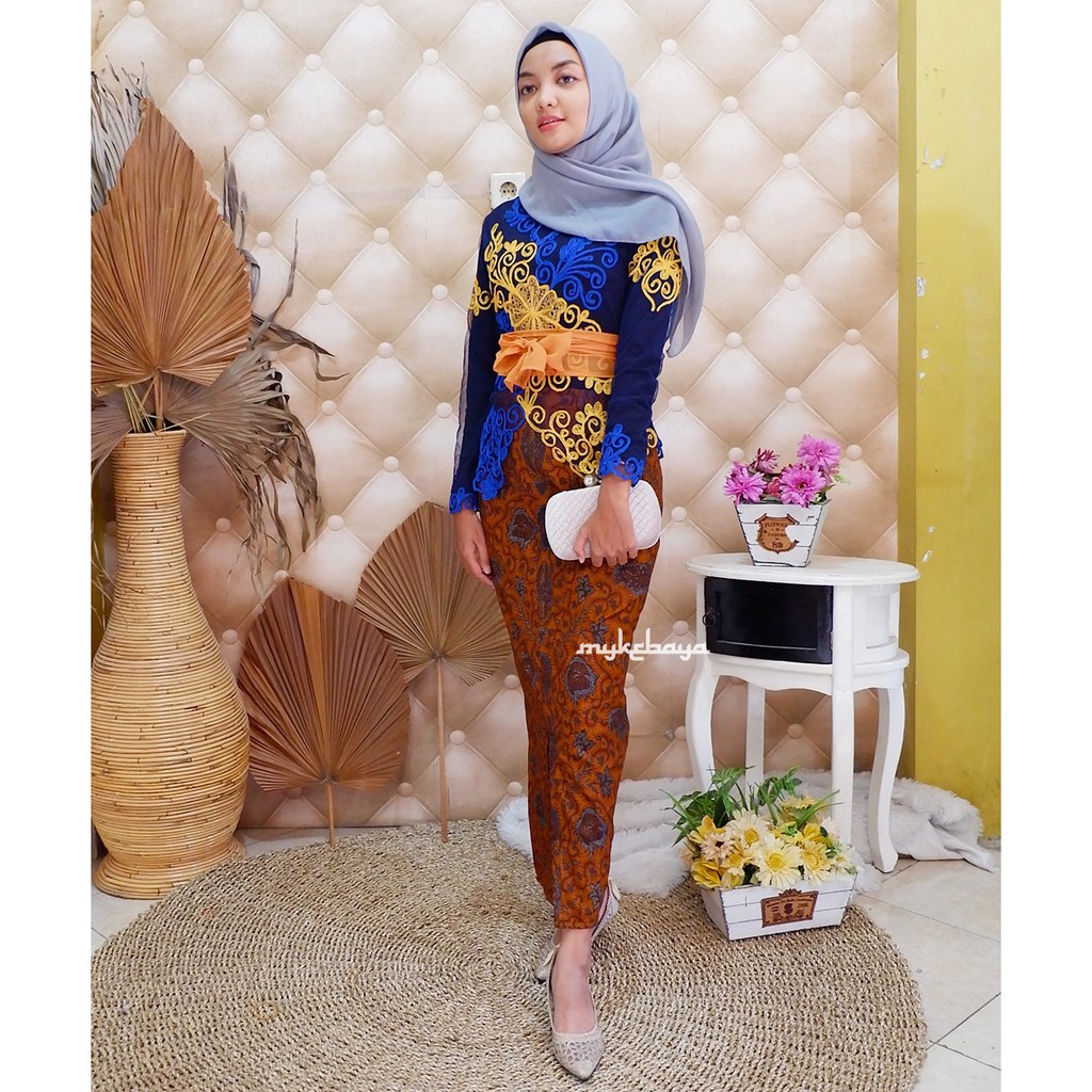 SETELAN KEBAYA BALI / KEBAYA BALI PANJANG MODERN / SETELAN KEBAYA BALI MURAH PART I